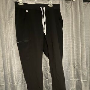 Medium black Zamora scrub pants!